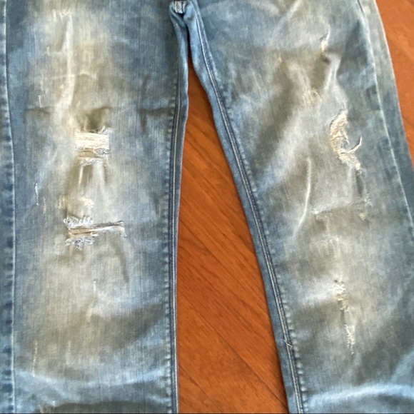 ZARA DISTRESSED JEANS - Picture 4 of 11